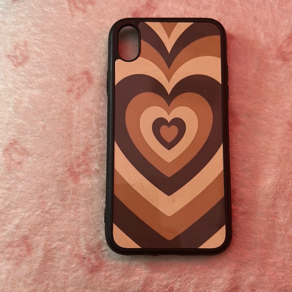 brown hearts iphone XR case